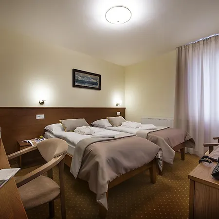 Marina Hotel